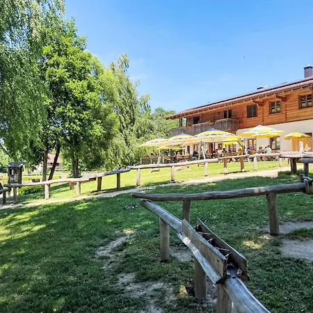 Apartamento Am Hohen Bogen-40 By Interhome